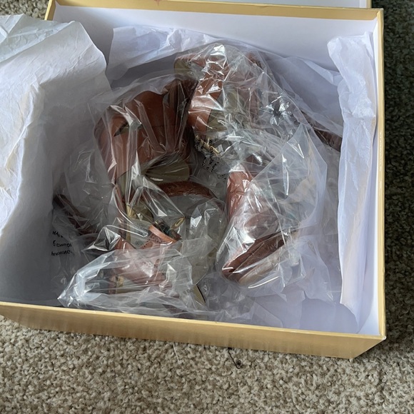 Michael Michael Kors Oksana Sandal - Picture 3 of 16